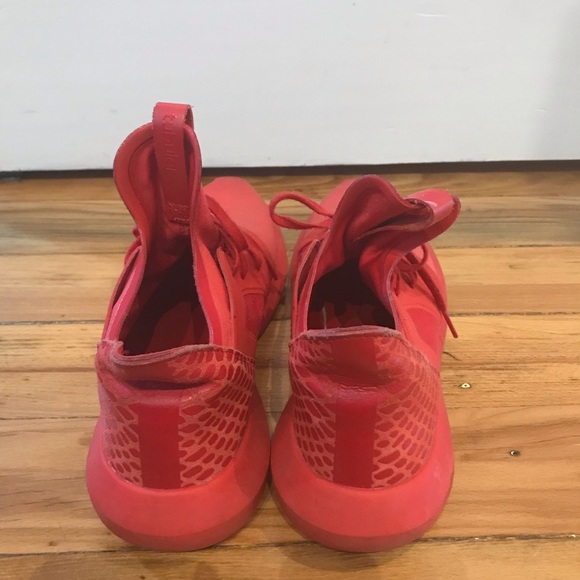Red Adidas women’s shoes 8.5 - Picture 3 of 6